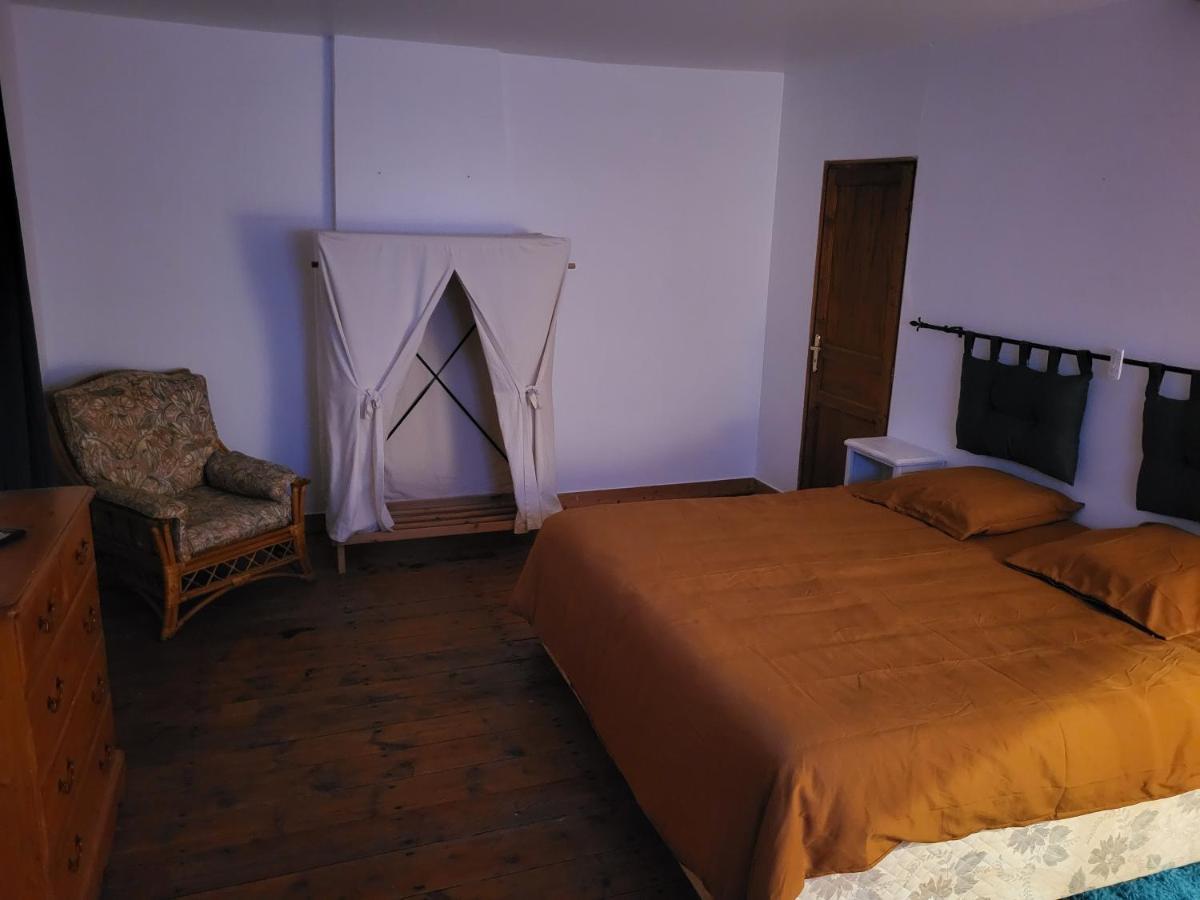Saugon Domaine De La Sarrotte Bed & Breakfast エクステリア 写真